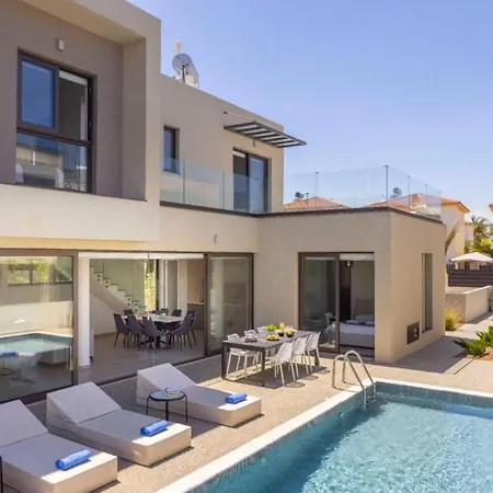 Villa Florentia *